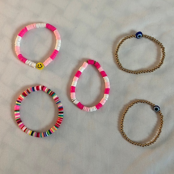 ⭐️ Set of 5 Colorful Beaded & Handmade (not by me) Bracelets! - Picture 7 of 8